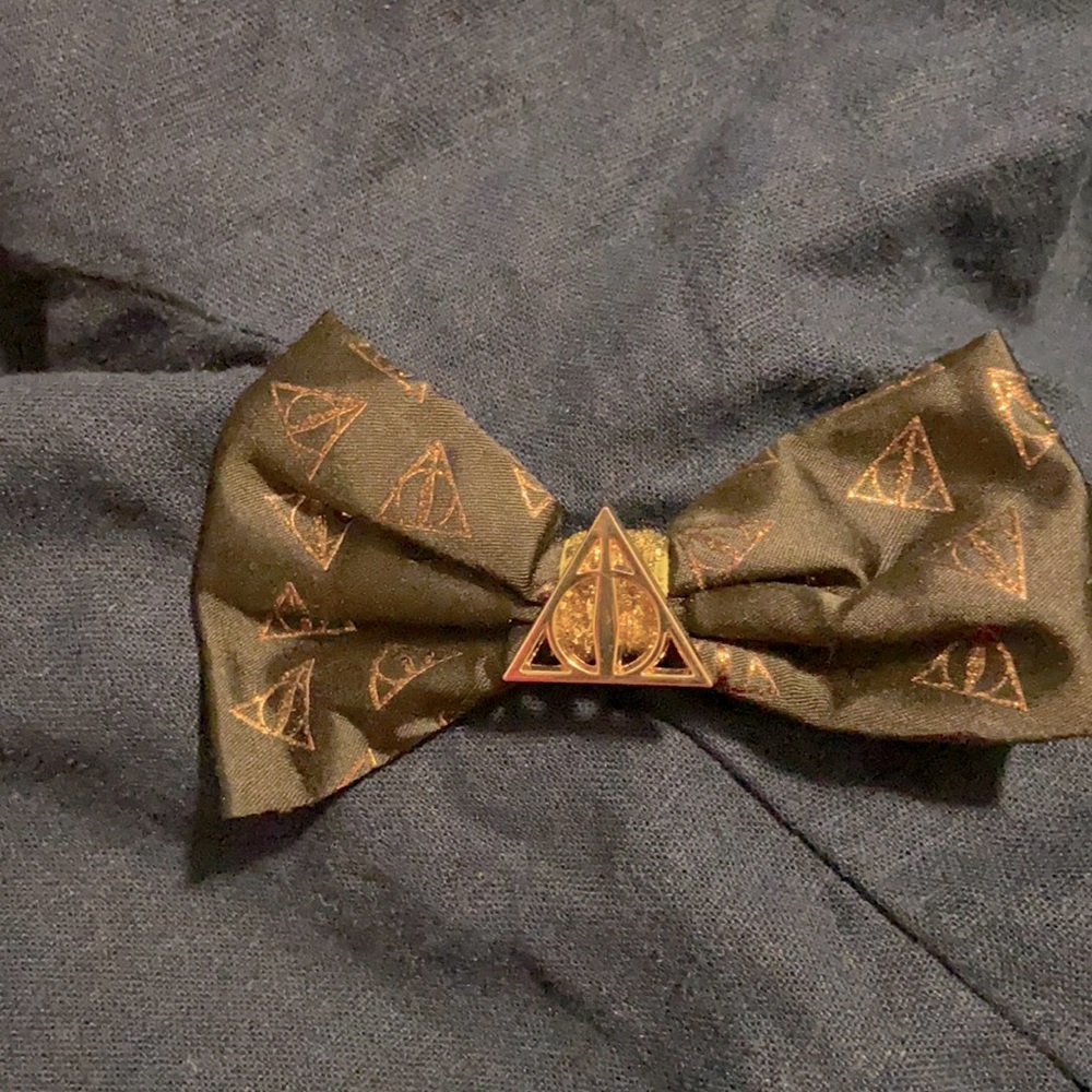 Deathly Hallows Logo Hairpiece brand new